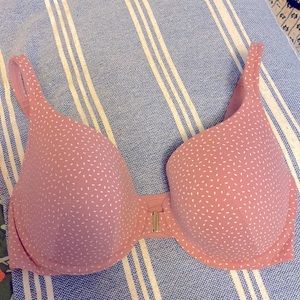 Cacique Lightly LINED T-Shirt Bra (Front Closure) NWOT